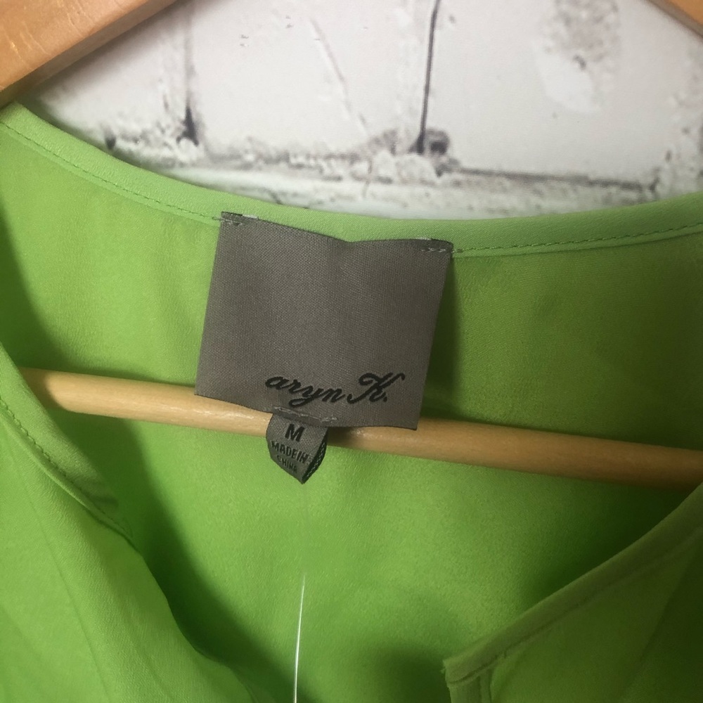 🌸ARYN K Cap Sleeve Solid Top Size Medium - Picture 5 of 6